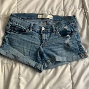 Abercrombie & Fitch Jean shorts